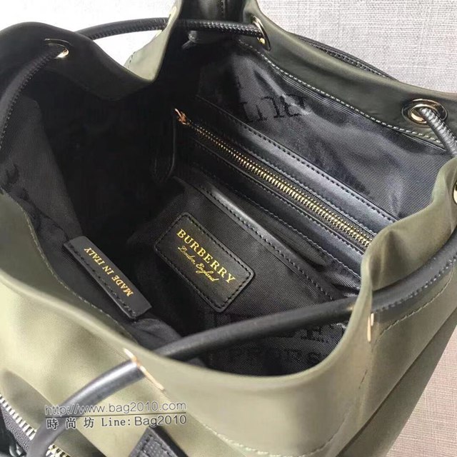 Burberry專櫃新款雙肩包 巴寶莉升級版Rucksack軍旅背包  db1104